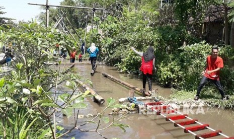 Agrowisata Kampung Flory di Dusun Jugangpangukan, Desa Tridadi, Kecamatan Sleman, Kabupaten Sleman, DIY.