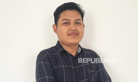  Ahmad Faqih, mahasiswa Program Studi Sistem Informasi UNM sukses mendirikan Ngrekso Digital (ngreksodigital.com).