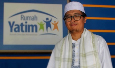 Ahmad Jaeni, SE pembina Rumah Yatim