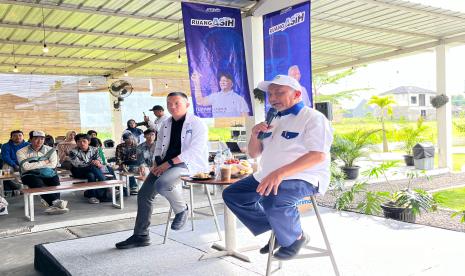 Ahmad Syaikhu menghadiri acara Ruang ASIH bersama anak muda atau milenial Tasikmalaya di Bento Kopi, Jalan Noenoeng Tisnasaputra No.5a, Kecamatan Tawang, Kota Tasikmalaya, Rabu (23/10/2024).