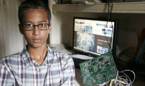 Ahmed Mohamed dan jam rakitannya