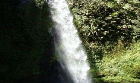 Air terjun Santong