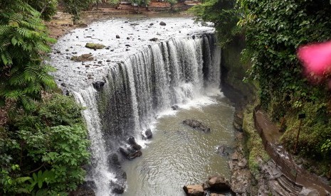 Air Terjun Temam di Lubuk Linggau, Sumatra Selatan.