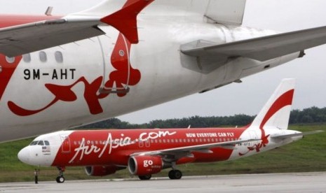 AirAsia termasuk maskapai berbiaya murah.