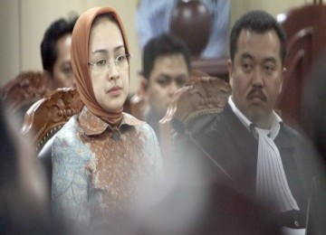 Airin saat menjalani sidang sengketa Pemilukada di MK. Kisruhnya Pemilukada diduga yang menjadi pemicu pemecatan Ketua Panwaslu Kota Tangsel