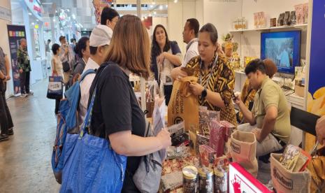 Ajang BRI UMKM EXPO(RT) BRILianpreuner membuka peluang tersebut untuk usaha Kopi yang digarap Lucy dan sang suami. BRILianpreneur menurutnya sangat membantu. 