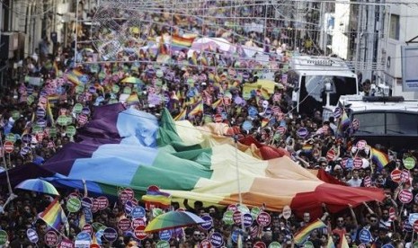 Aksi demo kaum gay Turki