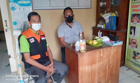 Akibat meningkatnya kembali wabah COVID-19 Di Kabupaten Kudus, maka dilakukanlah  Pembatasan Kegiatan Masyarakat skala mikro tingkat Desa sampai tingkat RT. Begitu juga yang di lakukan di Desa Singocandi, di bulan Juni 2021 ini melakukan pengendalian COVID-19, dengan membentuk tim relawan tingkat Desa.