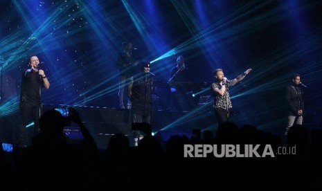 Aksi Boyzone dalam konser Thank You and Good Night Farewell Tour 2019. (ilustrasi)