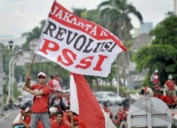 Aksi demonstrasi menuntut revolusi PSSI