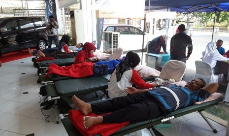 Aksi donor darah yang digelar TACI Separaci, Banten