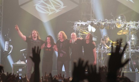 Sebanyak 70 persen penonton konser Dream Theater berasal dari luar Kota Solo.