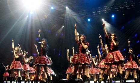 Aksi panggung personel JKT48.