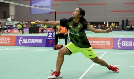 Aksi pemain putri Indonesia, Gregoria Marisca dalam turnamen Kejuaraan Asia Junior 2017, Senin (24/7).