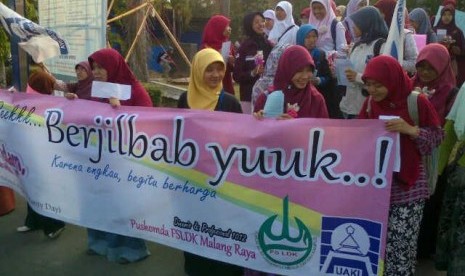 Aksi solidaritas hijab internasional FSLDK Malang Raya