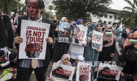 AKSI SOLIDARITAS UNTUK PALESTINA 