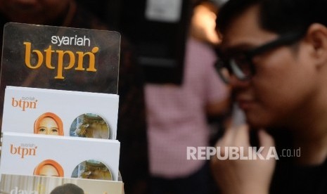 Aktivitas di stand BTPN Syariah. PT Bank BTPN Syariah Tbk. mencatatkan berbagai pertumbuhan yang positif pada 2021. Hingga 31 Desember 2021, pembiayaan terhadap ultramikro tumbuh 10 persen menjadi sebesar Rp 10,44 triliun, dibanding periode yang sama sebelumnya Rp 9,52 triliun. 