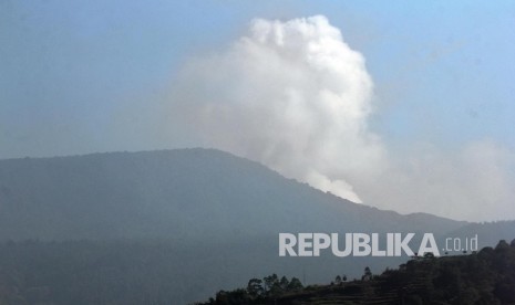 Aktivitas vulkanik Gunung Tangkuban Parahu, Sabtu (3/8).