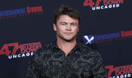 Aktor asal Australia, Luke Hemsworth, merupakan kakak tertua Chris dan Liam Hemsworth.