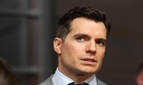 Aktor Henry Cavill sempat menjalani audisi untuk pemeran James Bond di film Casino Royale.