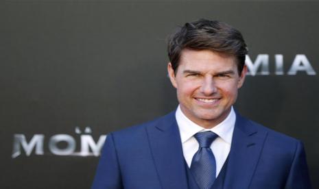 Aktor Hollywood, Tom Cruise, diperkirakan akan menjadi warga sipil pertama yang bisa syuting film di luar angkasa.