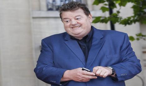 Aktor Inggris Robbie Coltrane tiba di Trafalgar Square, di pusat kota London, untuk menghadiri World Premiere of Harry Potter and The Deathly Hallows: Part 2, Kamis, 7 Juli 2011.