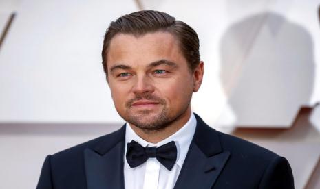 Aktor Leonardo DiCaprio tampil sebagai ilmuwan kutu buku di film bertabur bintang, Dont Look Up.