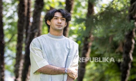 Aktor Reza Rahadian Mutulessy