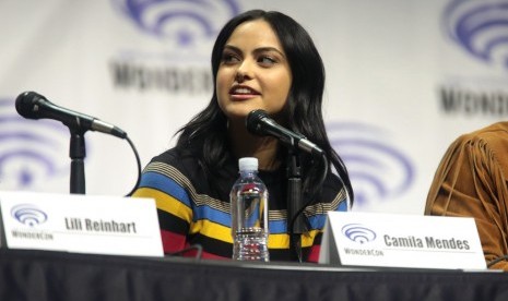 Aktris Camila Mendes