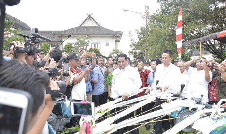 Alat dan Mesin pertanian diberikan kepada petani di Konawe Sulawesi Tenggaara