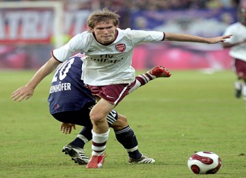 Aleksander Hleb saat memperkuat Arsenal