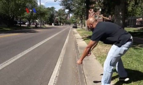 Alex Landau, pemuda kulit hitam yang hidupnya berubah setelah mengalami tindak kekerasan dari polisi Denver, Colorado, AS.