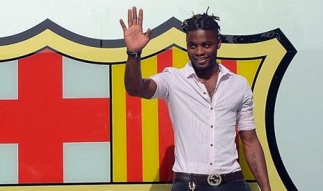 Alex Song.