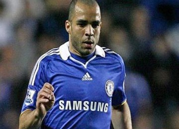 Alex berkostum Chelsea