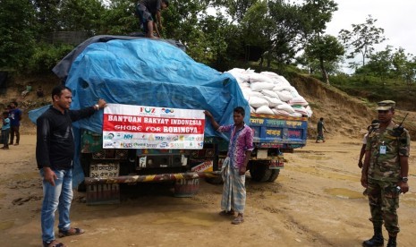 Konvoi pejabat Perhimpunan Bangsa-Bangsa Asia Tenggara (ASEAN) yang membawa bantuan kemanusiaan diserang di Negara Bagian Shan di Myanmar.