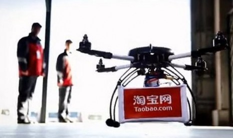 Alibaba telah memulai uji coba pengiriman barang dengan drone. 