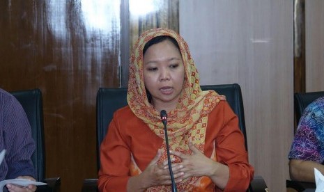 Alissa Wahid. Jaringan GUSDURian mengutuk dan mengecam segala bentuk kekerasan kepada dan oleh siapa pun, termasuk yang dialami Ade Armando di tengah aksi unjuk rasa elemen mahasiswa dan warga sipil di depan gedung Dewan Perwakilan Rakyat. Ilustrasi