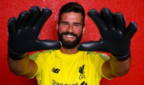 Alisson Becker