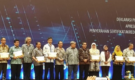 Balitbangtan menjadi salah satu Lembaga Induk Pembina Lembaga Litbang terbaik pada acara penganugerahan Apresiasi Lembaga Litbang 2018. 