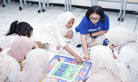 Allianz Syariah menggelar edukasi keuangan di sejumlah lokasi sepanjang Ramadhan 1445 Hijriah.