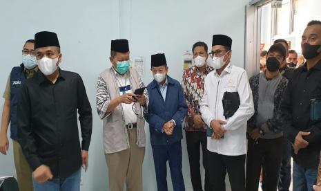 Almarhum Haji Abraham Lunggana alias Haji Lulung rencananya akan dimakamkan di Taman Pemakaman Umum (TPU) Karet Bivak, Jakarta Pusat pada Selasa (14/12) sore setelah Ashar. 