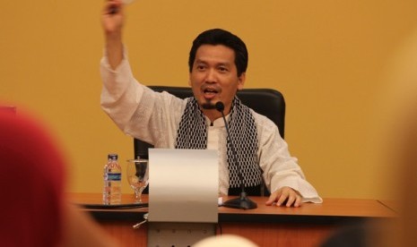 Ketua Polhukam DPP PKS Almuzzammil Yusuf menegaskan posisi PKS sebagai oposisi pemerintahan Jokowi belum berubah.