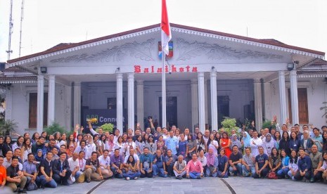  alumni Program Studi Hubungan Internasional, Fakultas Ilmu Sosial dan Politik, Universitas Katolik Parahyangan (HI UNPAR) menggelar pertemuan alumni akbar di Balai Kota Bogor, Jawa Barat, Ahad (28/10)