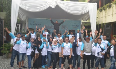 Alumni SMPN 22 Kota Bandung menggelar Silver Reunion di Kampus SMPN 22, Jalan Supratman No. 24, Kota Bandung, Sabtu (22/12).