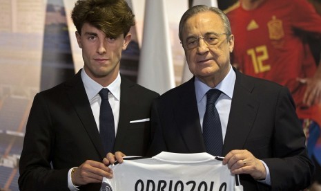 Alvaro Odriozola resmi diperkenalkan sebagai pemain terbaru Real Madrid