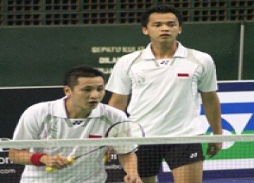 Alvent  Yulianto Chandra dan Hendra Aprida Gunawan