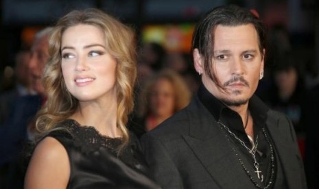 Amber Heard dan Johnny Depp.