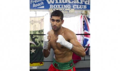 Amir Khan