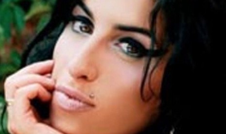  Amy Winehouse 