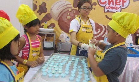 Anak-anak akan dipandu memasak di Little Chef Wonder bersama koki profesional.